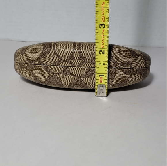 Coach Signature Clamshell Hard Case Eyeglasses Sunglasses Case - Picture 9 of 9
